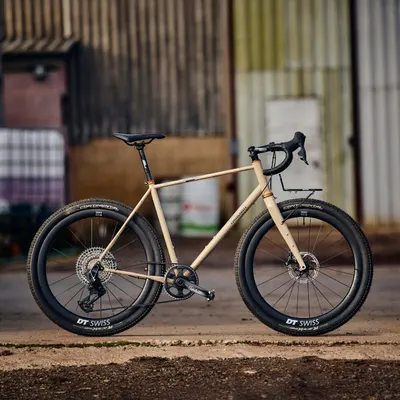 FL – Product Image Master – 2560 x 2560 Secan 3.0 56T Desert SRAM AXS